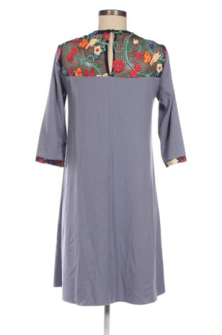 Kleid Mizar, Größe M, Farbe Mehrfarbig, Preis 5,99 €