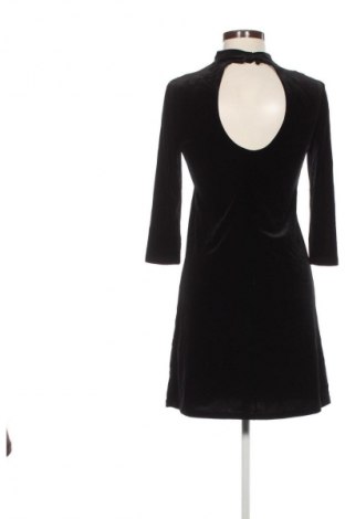 Рокля Monki, Размер XS, Цвят Черен, Цена 3,57 €