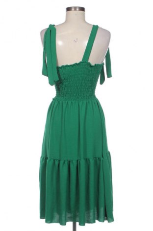 Kleid NEW COLLECTION, Größe S, Farbe Grün, Preis 16,99 €