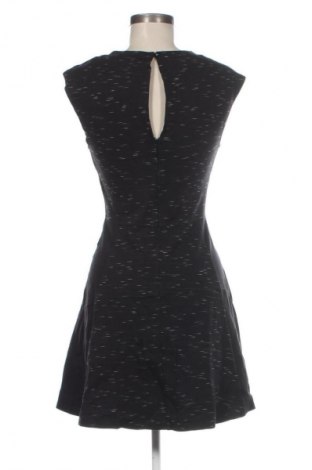 Šaty  Naf Naf, Veľkosť S, Farba Čierna, Cena  14,95 €