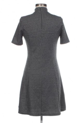 Рокля New Look, Размер M, Цвят Многоцветен, Цена 6,64 €