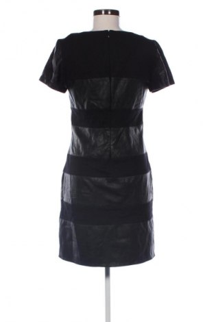 Sukienka ONLY, Rozmiar M, Kolor Czarny, Cena 26,99 zł