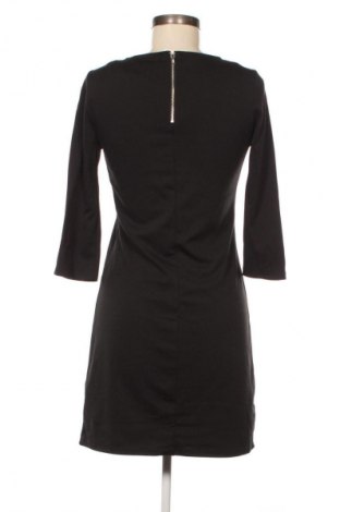 Рокля ONLY, Размер XS, Цвят Черен, Цена 8,18 €