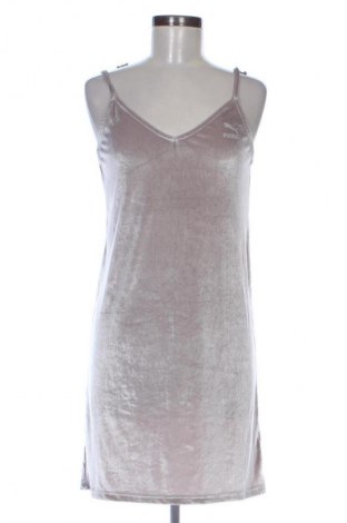 Rochie PUMA, Mărime M, Culoare Gri, Preț 77,99 Lei