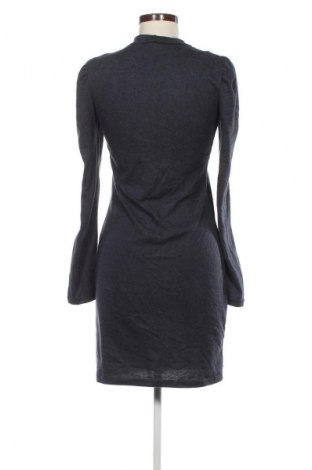 Рокля Pieces, Размер M, Цвят Син, Цена 3,57 €