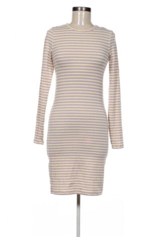 Рокля Pieces, Размер S, Цвят Многоцветен, Цена 3,57 €