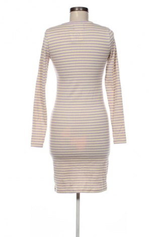 Рокля Pieces, Размер S, Цвят Многоцветен, Цена 3,57 €