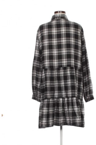 Φόρεμα Primark, Μέγεθος XXL, Χρώμα Πολύχρωμο, Τιμή 10,99 €