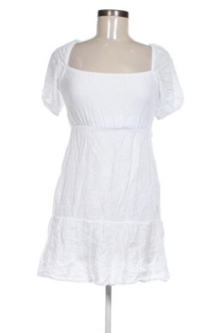 Šaty  Pull&Bear, Velikost S, Barva Bílá, Cena  190,00 Kč