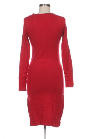 Šaty  Quiosque, Velikost S, Barva Červená, Cena  99,00 Kč