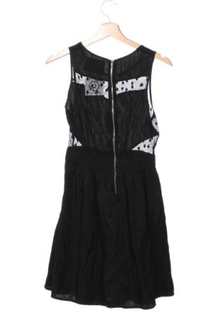 Ruha Red Label, Méret S, Szín Fekete, Ár 889 Ft