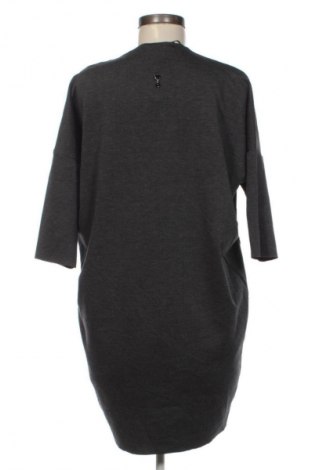 Kleid Rinascimento, Größe M, Farbe Mehrfarbig, Preis € 4,99