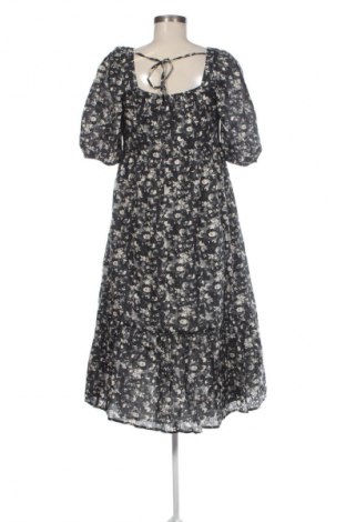 Šaty  S.Oliver, Velikost S, Barva Vícebarevné, Cena  729,00 Kč