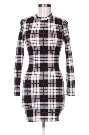 Рокля SHEIN, Размер S, Цвят Многоцветен, Цена 7,84 €