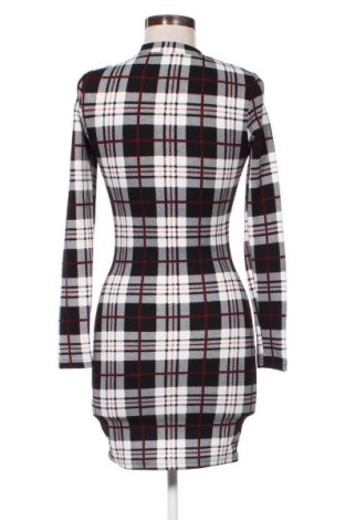 Рокля SHEIN, Размер S, Цвят Многоцветен, Цена 7,84 €