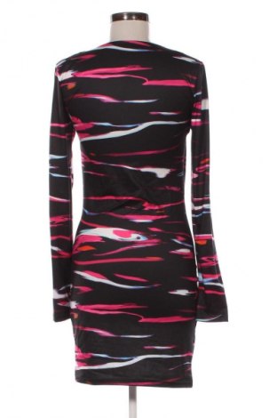 Sukienka SHEIN, Rozmiar M, Kolor Kolorowy, Cena 29,99 zł