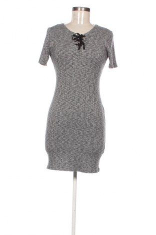 Sukienka Selected, Rozmiar M, Kolor Kolorowy, Cena 24,99 zł