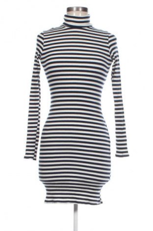 Šaty  Sisters Point, Velikost XS, Barva Vícebarevné, Cena  89,00 Kč