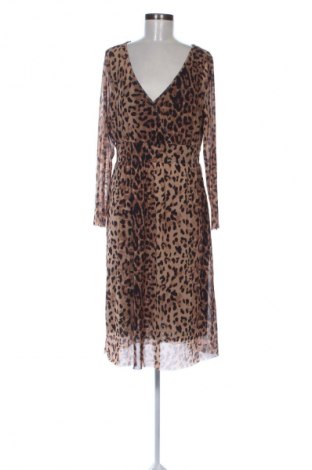 Рокля Soaked In Luxury, Размер M, Цвят Многоцветен, Цена 11,35 €