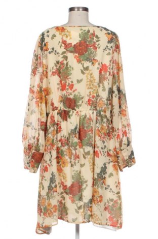 Šaty  South, Velikost S, Barva Vícebarevné, Cena  79,00 Kč