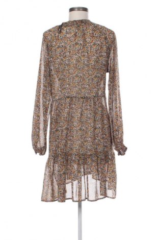 Šaty  Stradivarius, Velikost L, Barva Vícebarevné, Cena  209,00 Kč