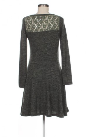 Šaty  Superdry, Velikost L, Barva Zelená, Cena  285,00 Kč