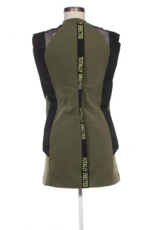 Kleid Totally Erected, Größe XS, Farbe Mehrfarbig, Preis 4,99 €