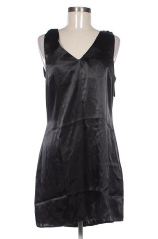 Kleid Trendyol, Größe L, Farbe Schwarz, Preis 18,99 €