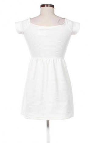 Рокля Unbranded, Размер S, Цвят Бял, Цена 20,45 €