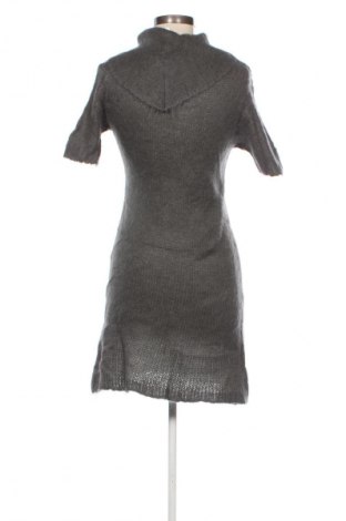 Ruha Unbranded, Méret M, Szín Szürke, Ár 1 982 Ft