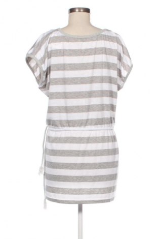 Рокля Unbranded, Размер M, Цвят Многоцветен, Цена 18,40 €