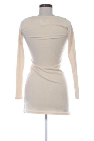 Kleid Pretty Little Thing, Größe S, Farbe Beige, Preis 3,99 €