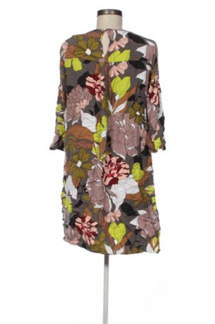 Sukienka Unbranded, Rozmiar M, Kolor Kolorowy, Cena 10,99 zł