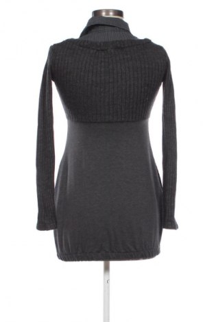 Рокля Unbranded, Размер S, Цвят Сив, Цена 5,62 €