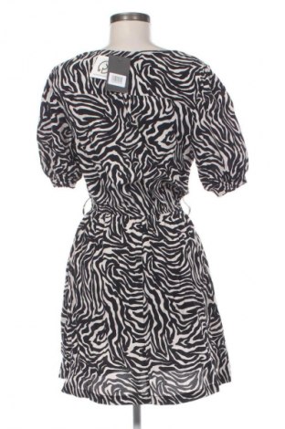 Рокля Unbranded, Размер M, Цвят Многоцветен, Цена 15,84 €