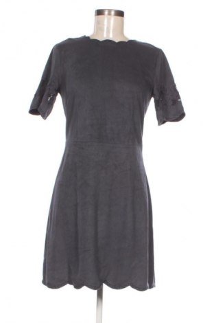 Рокля VILA, Размер M, Цвят Сив, Цена 6,64 €