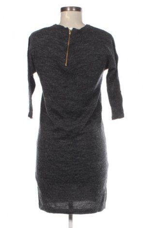 Šaty  Vero Moda, Velikost XS, Barva Černá, Cena  89,00 Kč