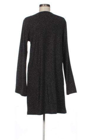 Рокля Vero Moda, Размер M, Цвят Черен, Цена 7,15 €