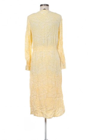 Рокля Yessica, Размер M, Цвят Многоцветен, Цена 2,04 €