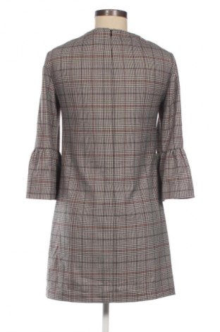 Рокля Zara, Размер XS, Цвят Многоцветен, Цена 4,09 €