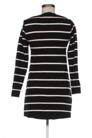 Рокля Zara, Размер S, Цвят Многоцветен, Цена 5,11 €