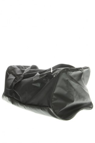 Große Tasche Nike, Farbe Schwarz, Preis 60,99 €