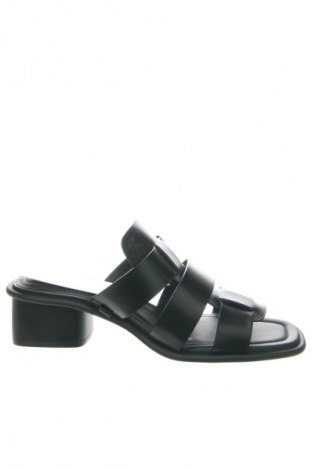 Sandały Calvin Klein Jeans, Rozmiar 40, Kolor Czarny, Cena 432,99 zł, #134740467