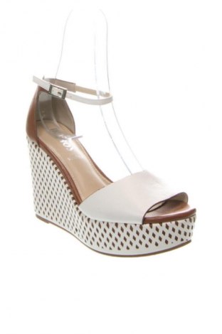 Сандали Ikaros, Размер 37, Цвят Многоцветен, Цена 23,00 €