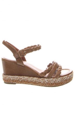 Sandale Marco Tozzi, Mărime 41, Culoare Maro, Preț 61,99 Lei