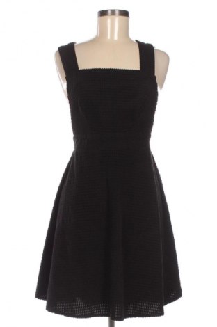 Dámské šaty s tráky Unbranded, Velikost S, Barva Černá, Cena  499,00 Kč