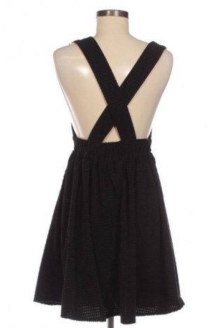 Dámské šaty s tráky Unbranded, Velikost S, Barva Černá, Cena  499,00 Kč