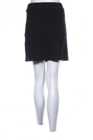 Φούστα Zara, Μέγεθος S, Χρώμα Μαύρο, Τιμή 2,99 €