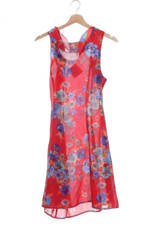 Šaty  Logo, Velikost M, Barva Vícebarevné, Cena  49,00 Kč