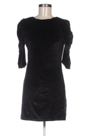 Ruha VILA, Méret M, Szín Fekete, Ár 719 Ft